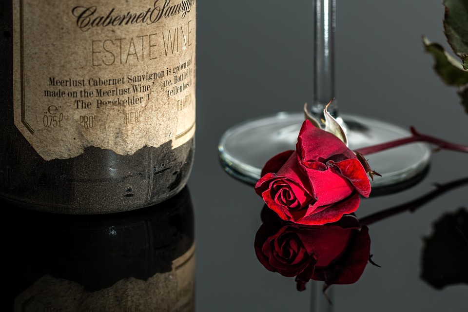 víno a růže